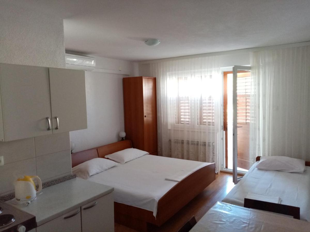 Apartments Iva Baska Voda Ngoại thất bức ảnh