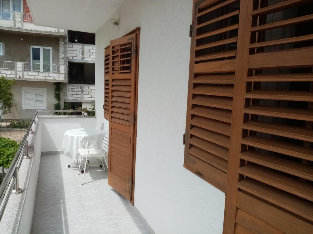 Apartments Iva Baska Voda Ngoại thất bức ảnh